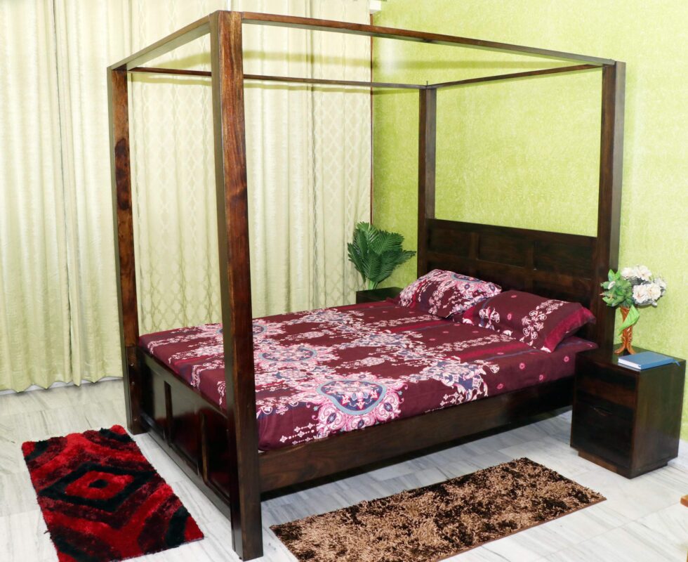 Sheesham Wood Queen Size Bed - Walnut Finish