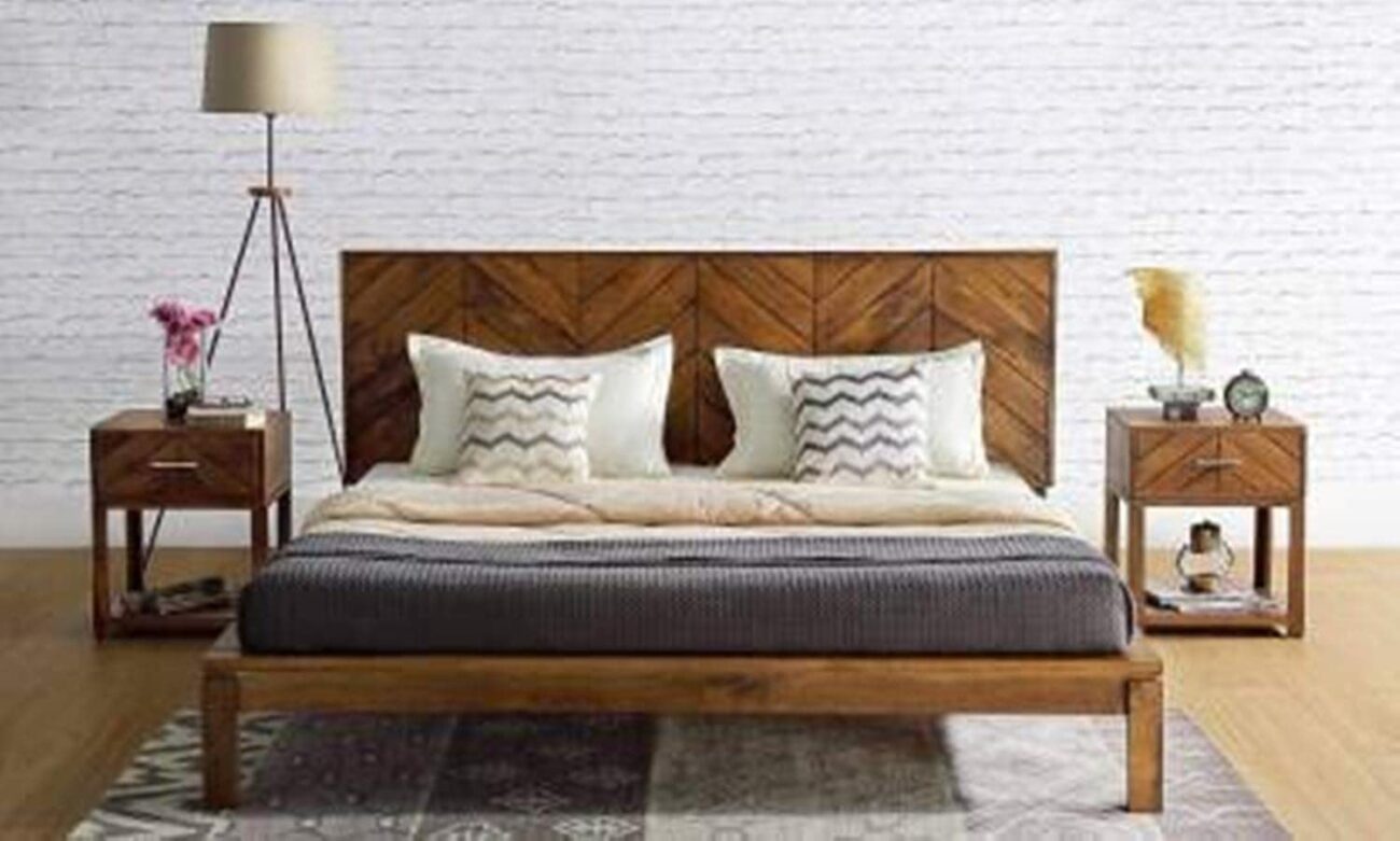 Sheesham Wood King Size Bed - Teak Finish